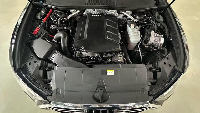 Audi A6L 2023, фото 17