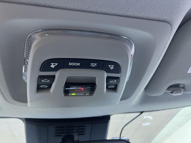 Toyota Corolla 2023, фото 17