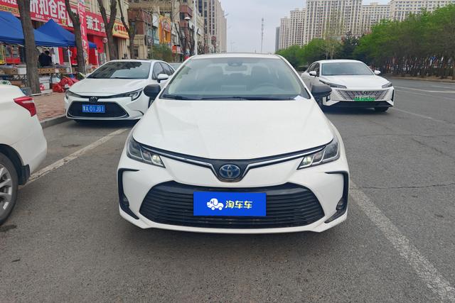 Toyota Corolla 2021, фото 3