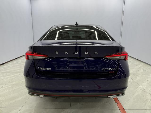 Skoda Octavia 2021, фото 5
