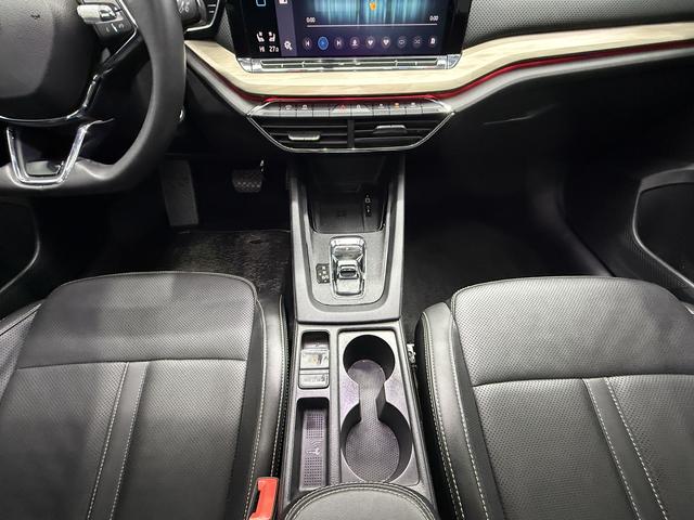 Skoda Octavia 2021, фото 10