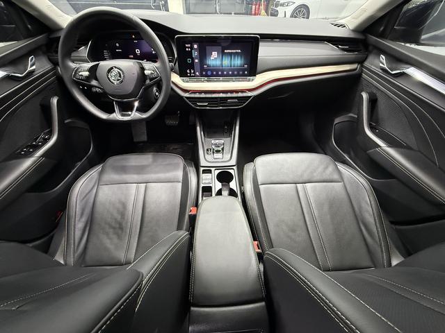 Skoda Octavia 2021, фото 11