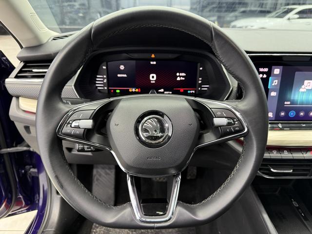 Skoda Octavia 2021, фото 17
