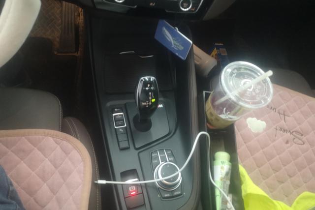 BMW X1 2022, фото 16