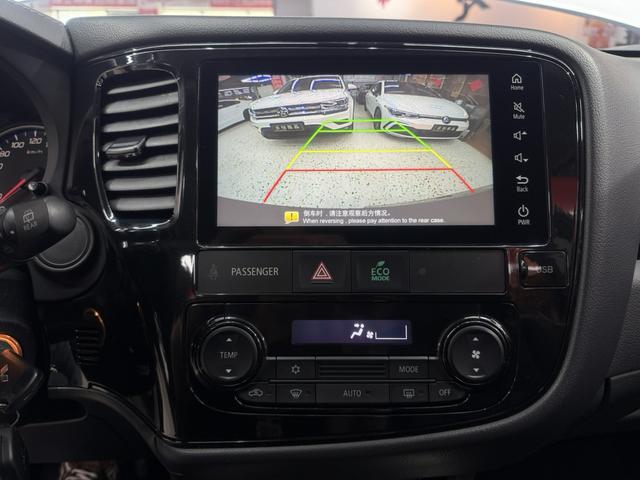 Mitsubishi Outlander 2021, фото 17