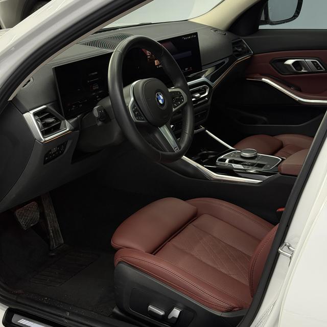 BMW 3 2023, фото 14