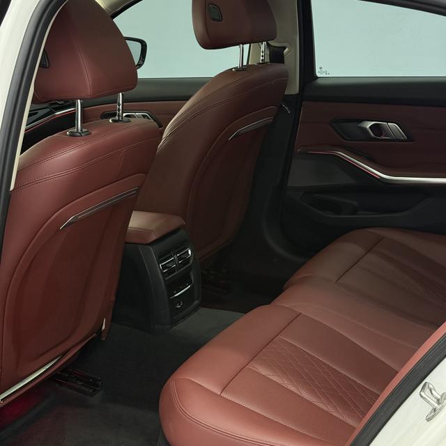 BMW 3 2023, фото 17