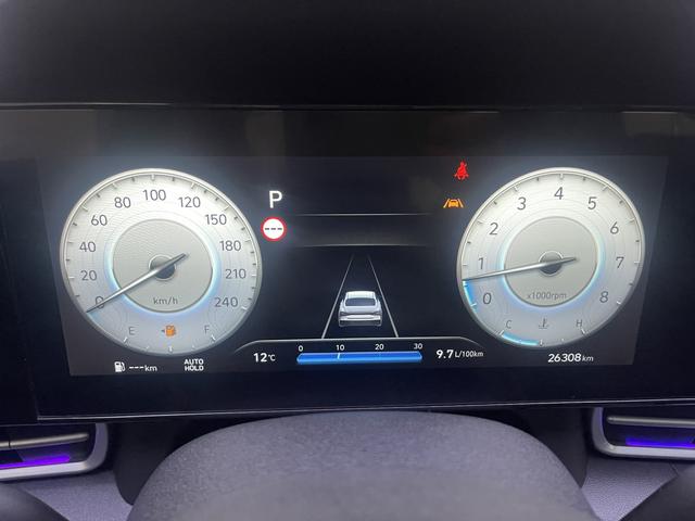 Hyundai Elantra 2023, фото 11