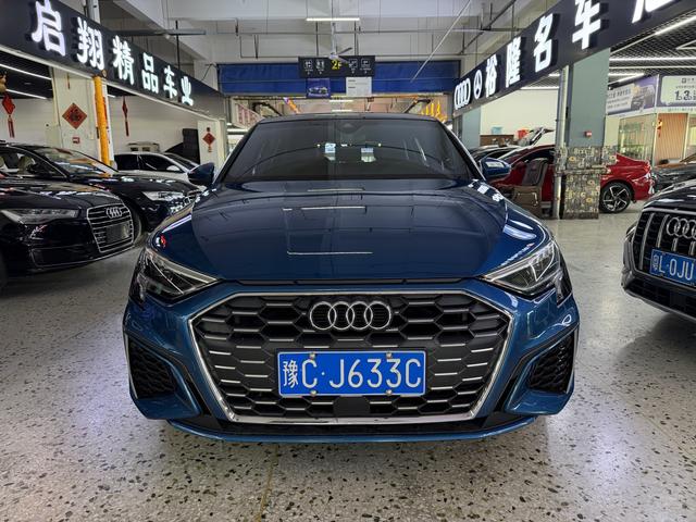 Audi A3 2021, фото 2