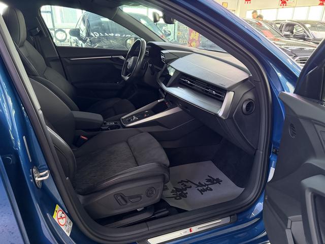 Audi A3 2021, фото 11
