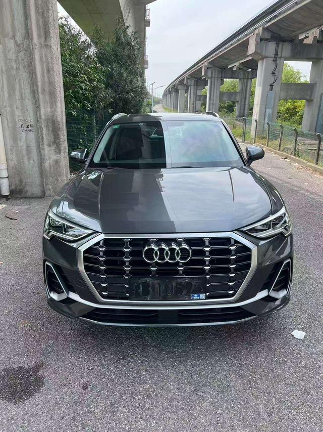 Audi Q3 2022, фото 2