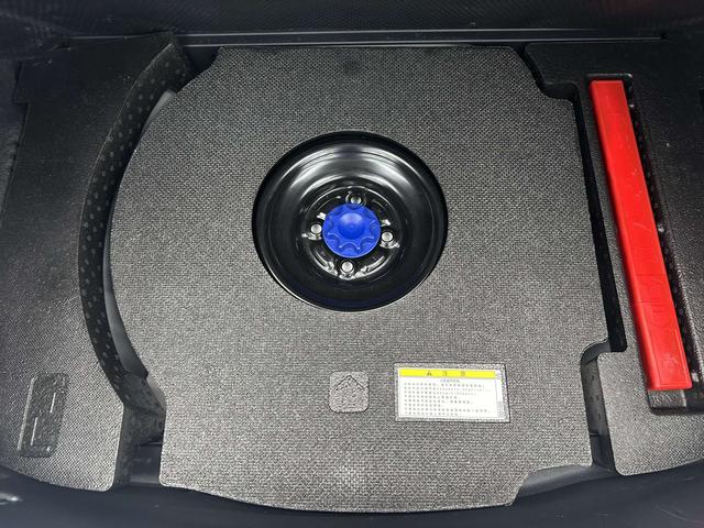Toyota Yaris 2022, фото 16