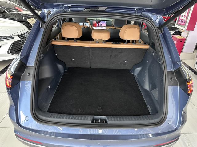 Geely Galaxy Starship 7 EM-i 2025, фото 16