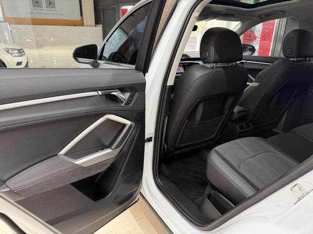 Audi Q3 2022, фото 17