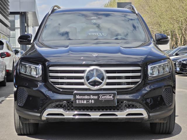 Mercedes-Benz GLB 2025, фото 3