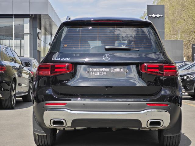 Mercedes-Benz GLB 2025, фото 6