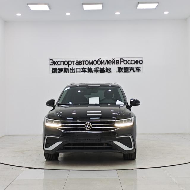 Volkswagen Tiguan 2023, фото 2