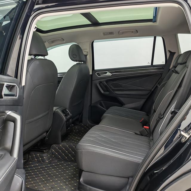 Volkswagen Tiguan 2023, фото 7