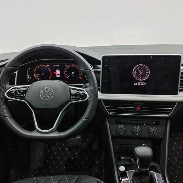 Volkswagen Tiguan 2023, фото 11