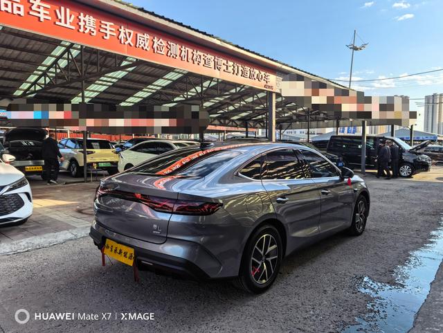 BYD Qin L DM 2025, фото 4