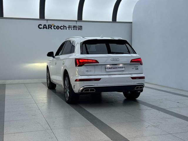 Audi Q5L 2022, фото 4