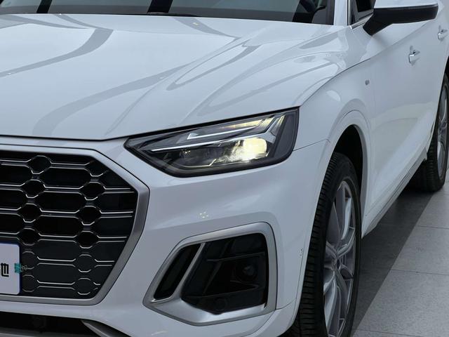 Audi Q5L 2022, фото 5