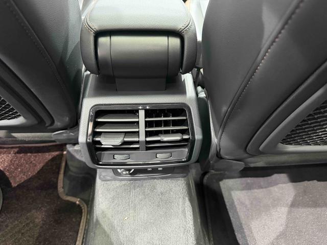 Audi Q3 2021, фото 8