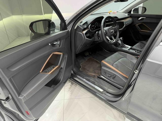 Audi Q3 2021, фото 11