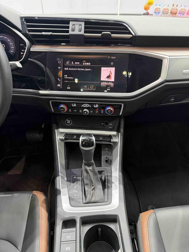 Audi Q3 2021, фото 14