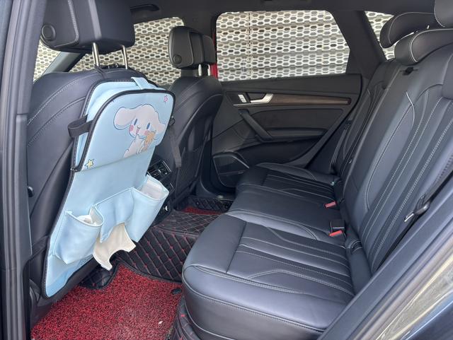 Audi Q5L 2024, фото 5