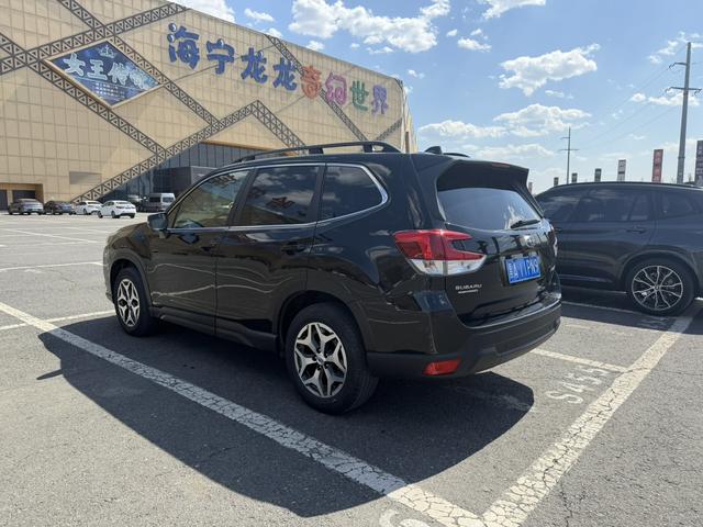 Subaru Forester 2022, фото 6