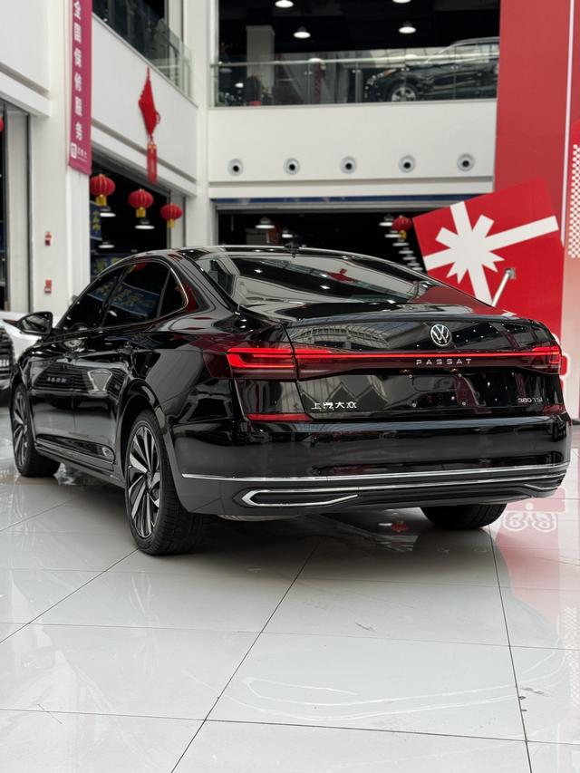 Volkswagen Passat 2025, фото 15