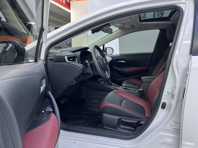 Toyota Corolla 2021, фото 10
