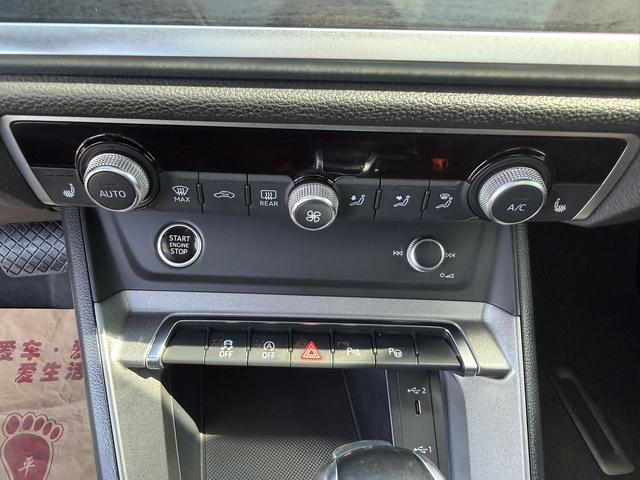 Audi Q3 2022, фото 16