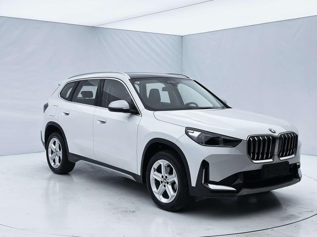 BMW X1 2023, фото 3