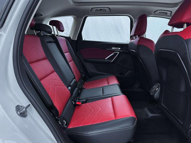 BMW X1 2023, фото 14