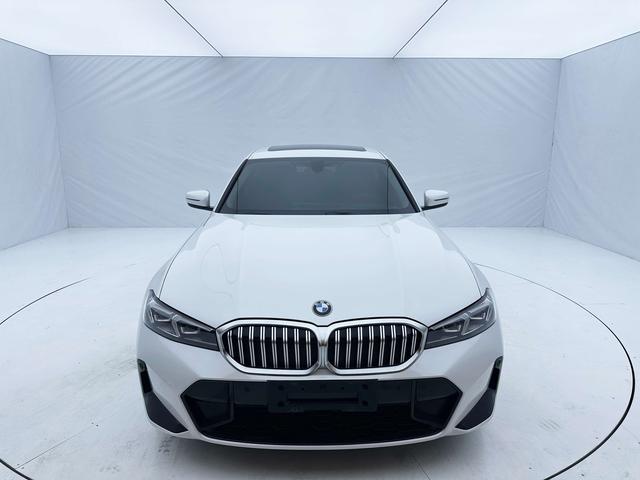 BMW 3 2023, фото 2