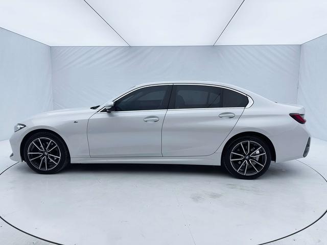 BMW 3 2023, фото 7