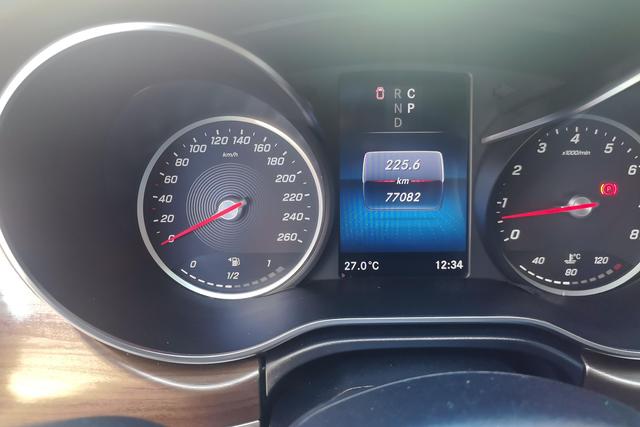Mercedes-Benz V-Class 2022, фото 17