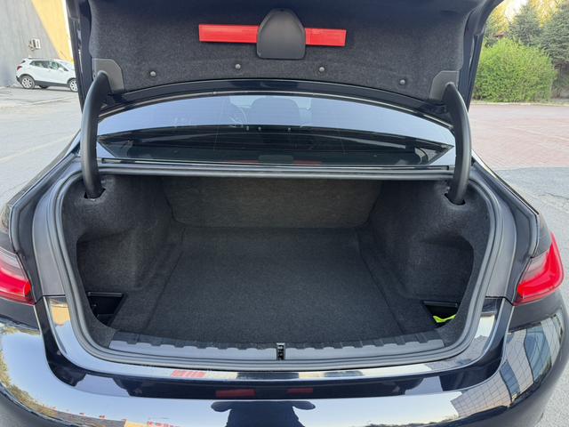 BMW 3 2023, фото 16