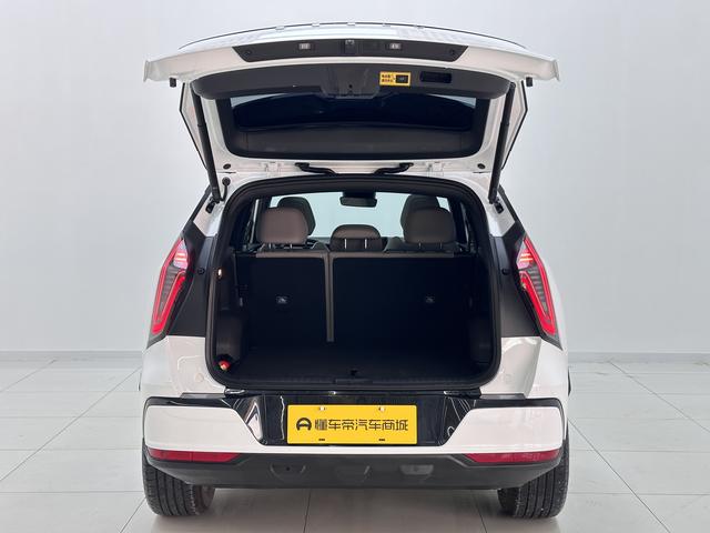 Geely Boyue L 2025, фото 15