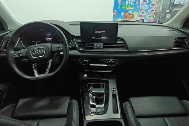 Audi Q5L 2022, фото 14