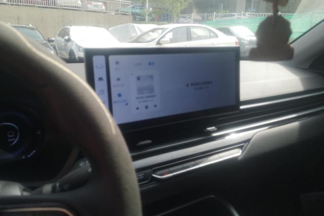 Geely Emgrand 2025, фото 15