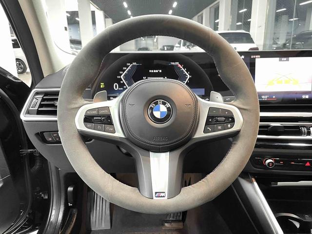 BMW 3 2023, фото 8