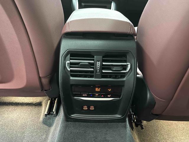 BMW 3 2023, фото 14