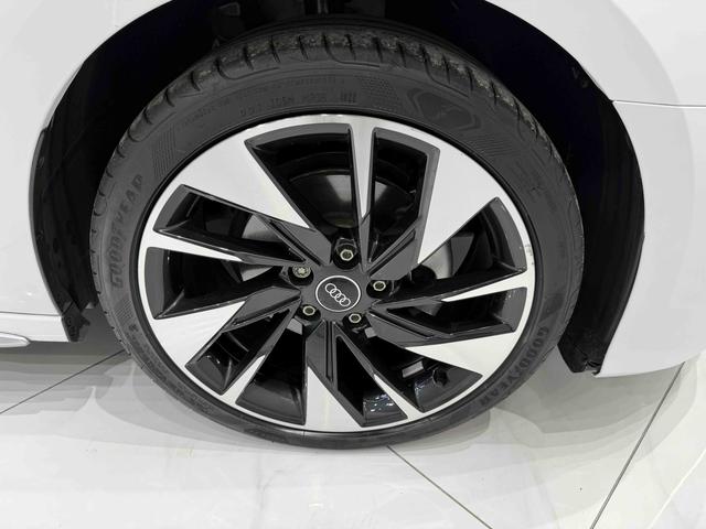 Audi A3 2022, фото 15