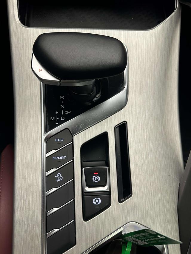 Geely Binyue 2021, фото 13