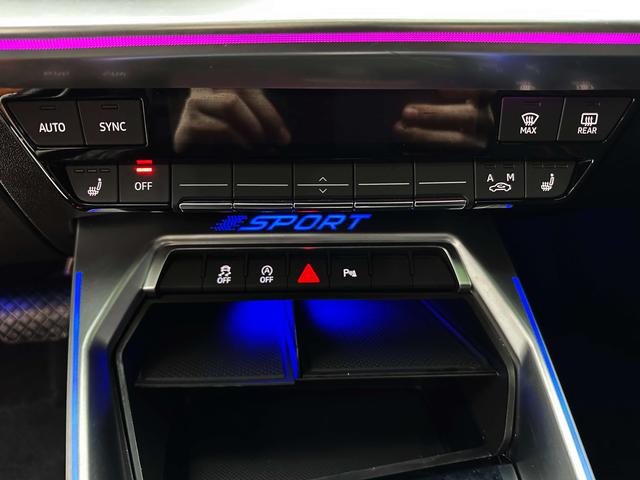 Audi A3 2021, фото 15