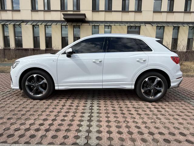 Audi Q3 2021, фото 4