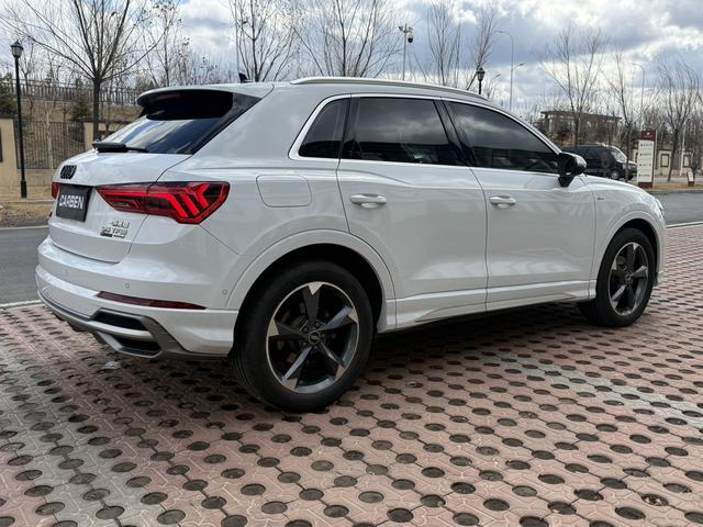 Audi Q3 2021, фото 6